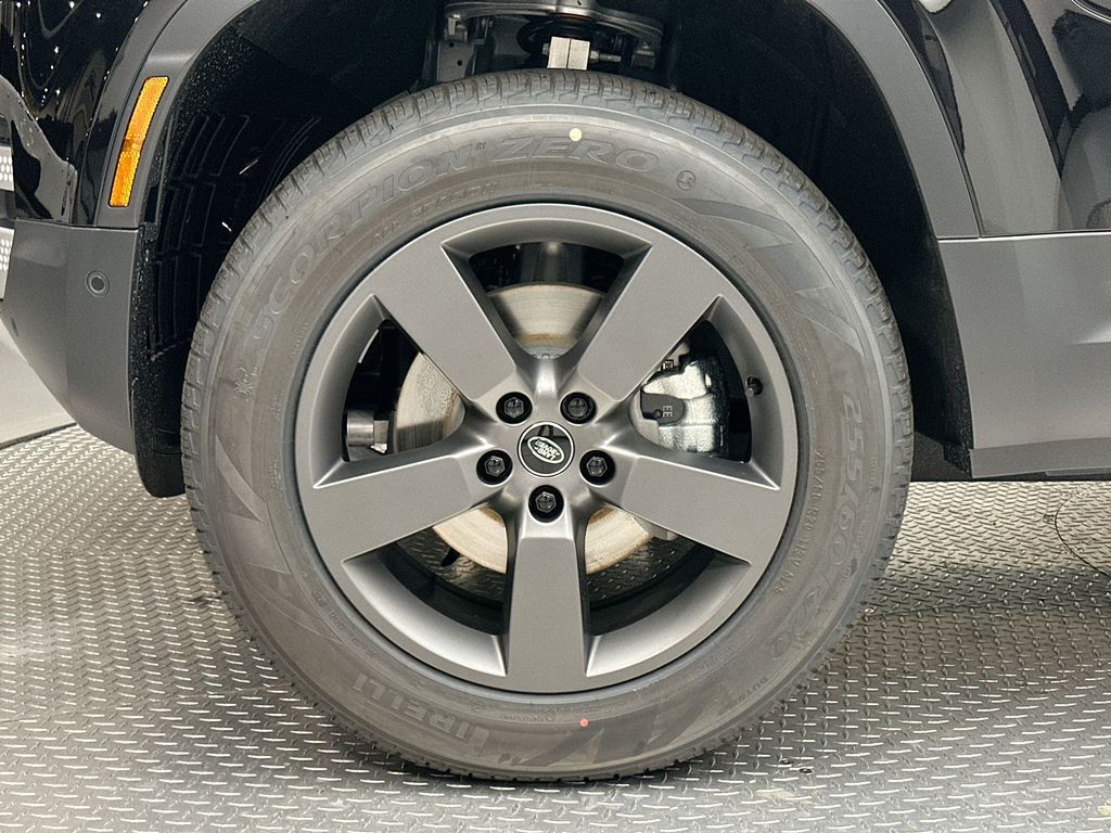 Thumbnail: 2025 Land Rover Defender - 3