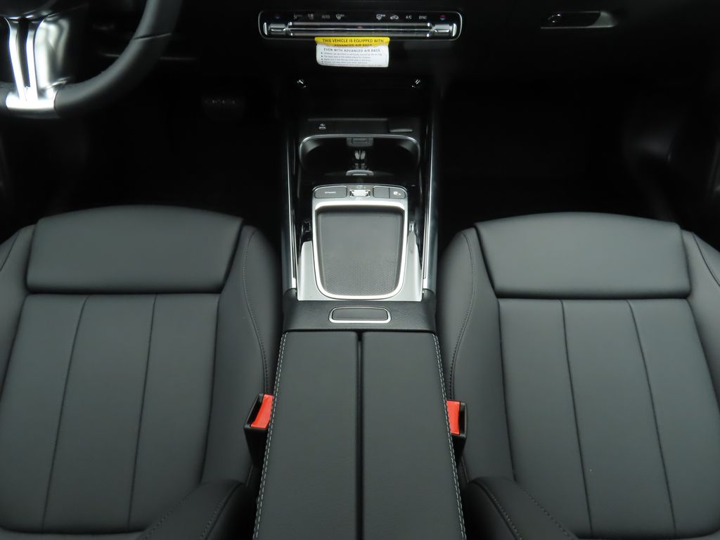 2025 Mercedes-Benz GLA 250 16