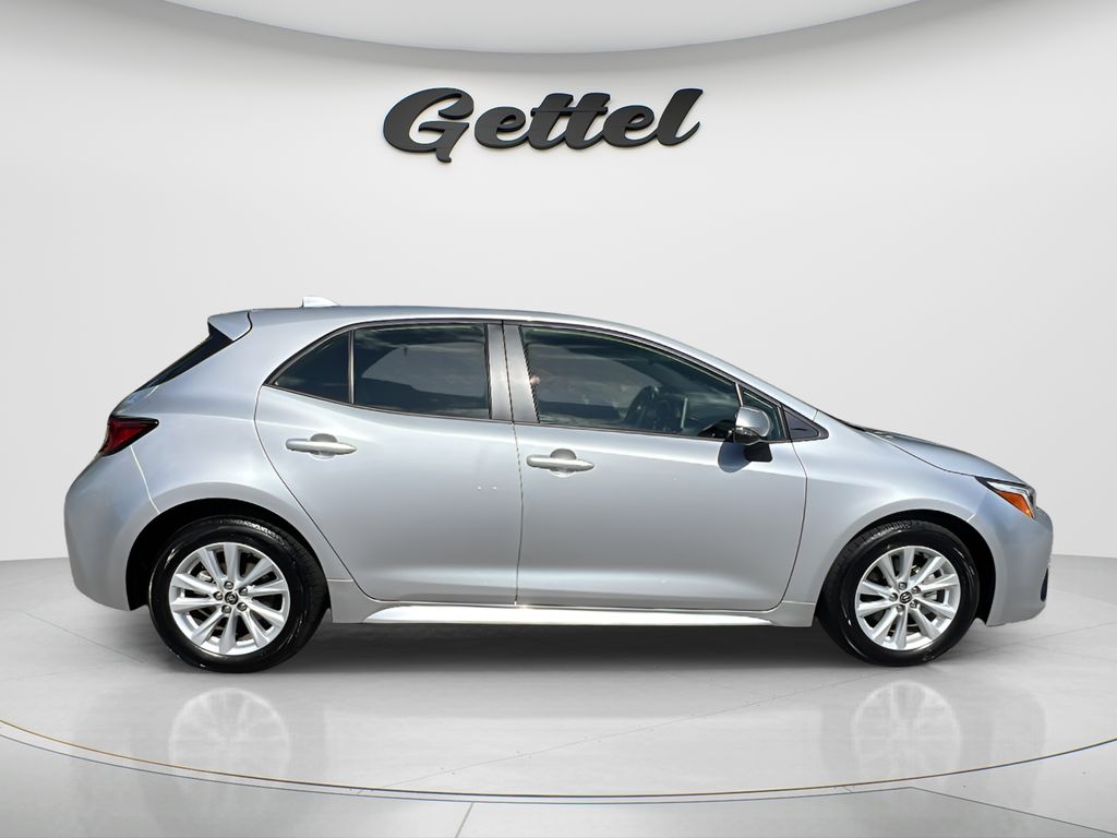 Certified Used 2025 Silver Toyota SE image 4