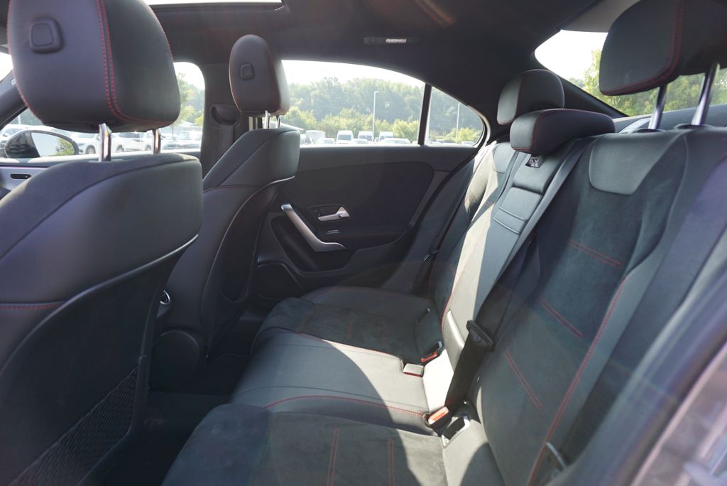 Thumbnail: 2021 Mercedes-Benz A-Class - 10