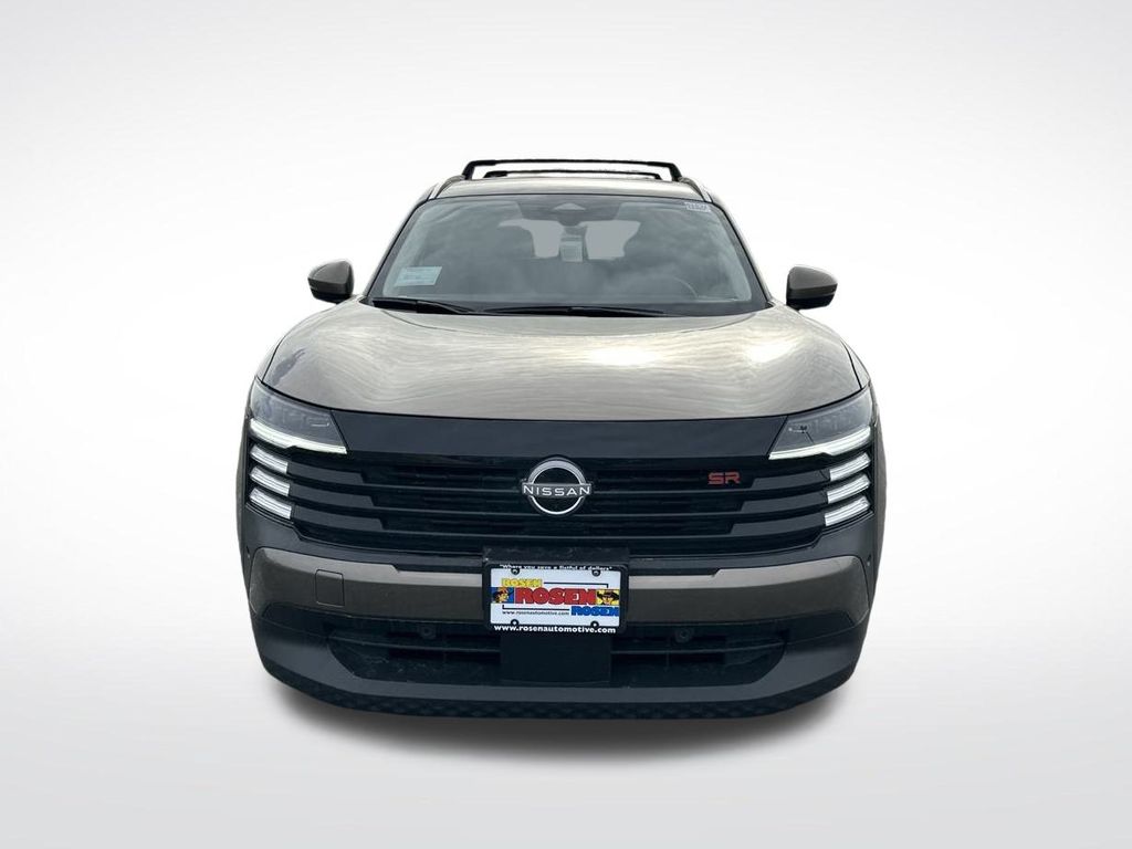 2025 Nissan Kicks SR photo