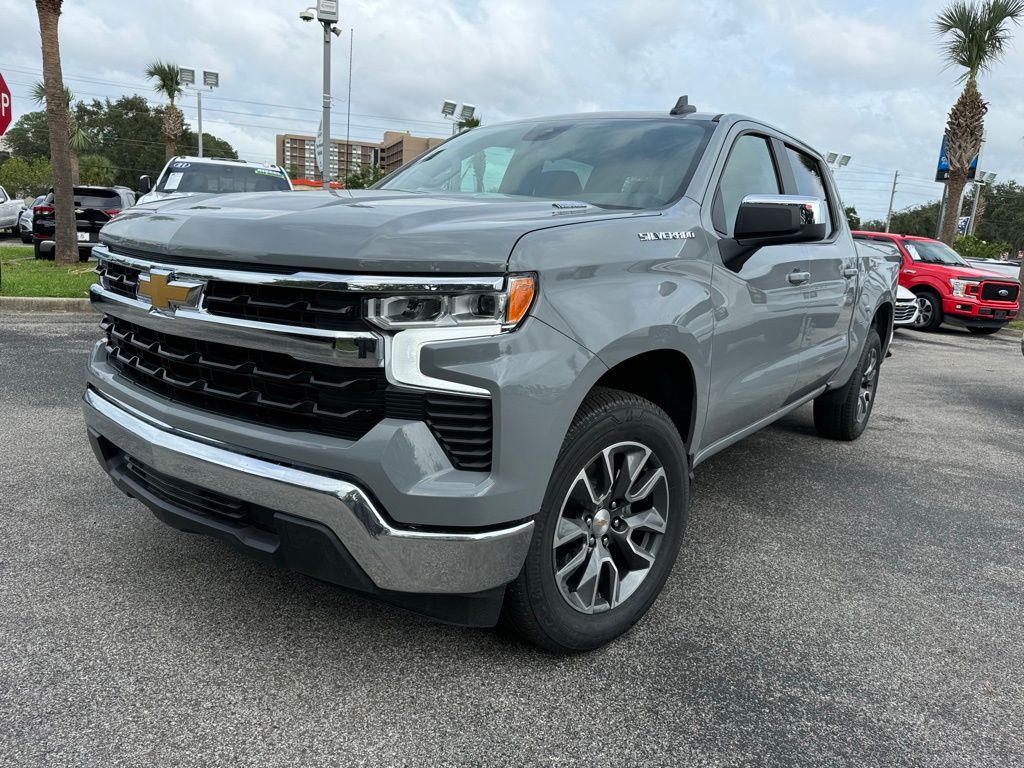 2024 Chevrolet Silverado 1500 LT 4