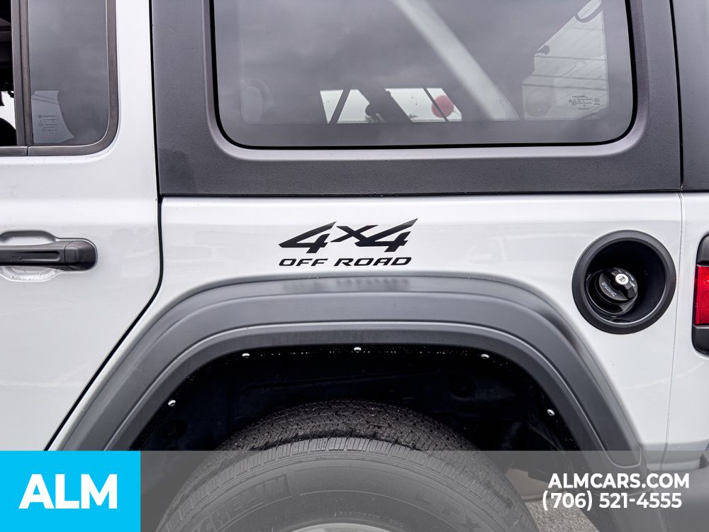 Used 2023 Silver Jeep Sport S image 8