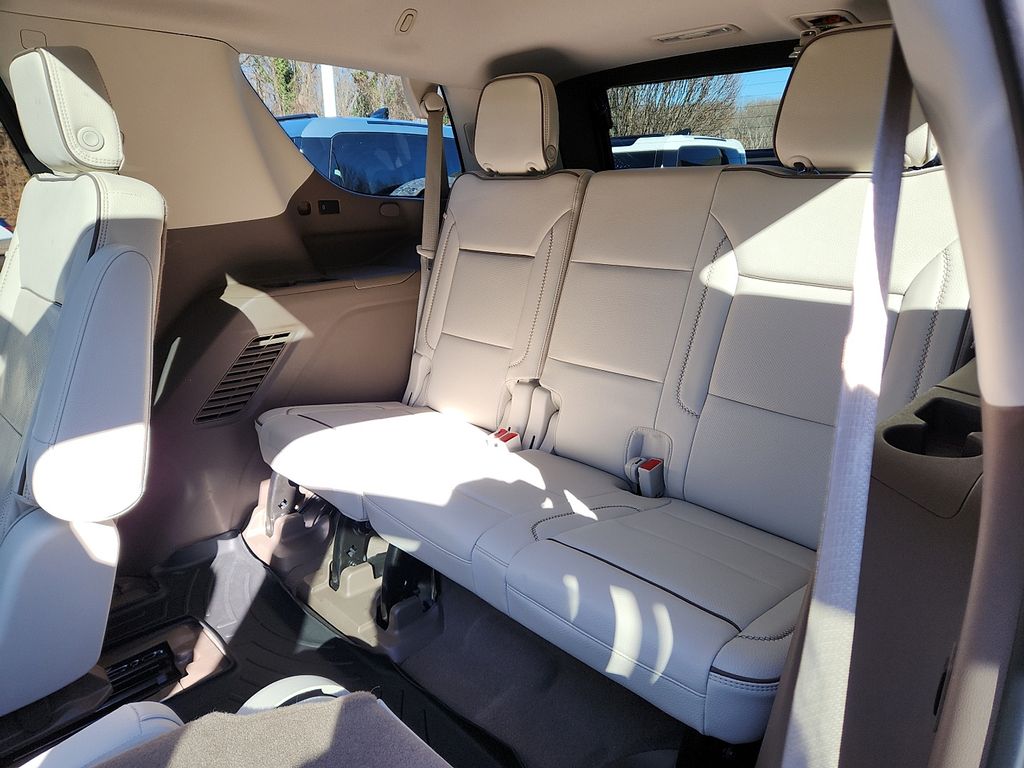 Thumbnail: 2022 GMC Yukon - 11