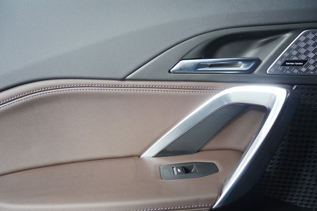 Thumbnail: 2023 BMW X1 - 14