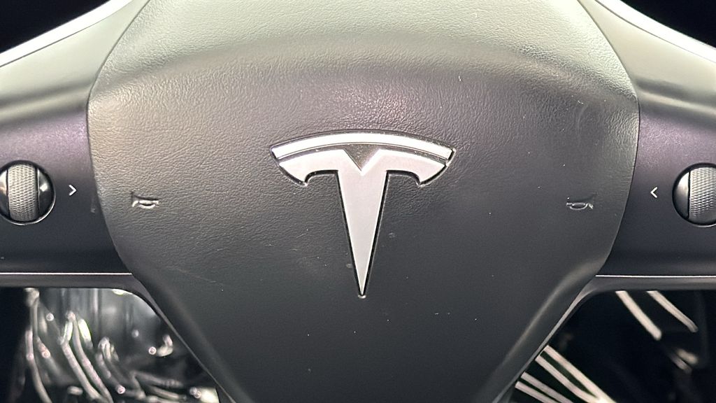 2018 Tesla Model 3 Mid Range 14