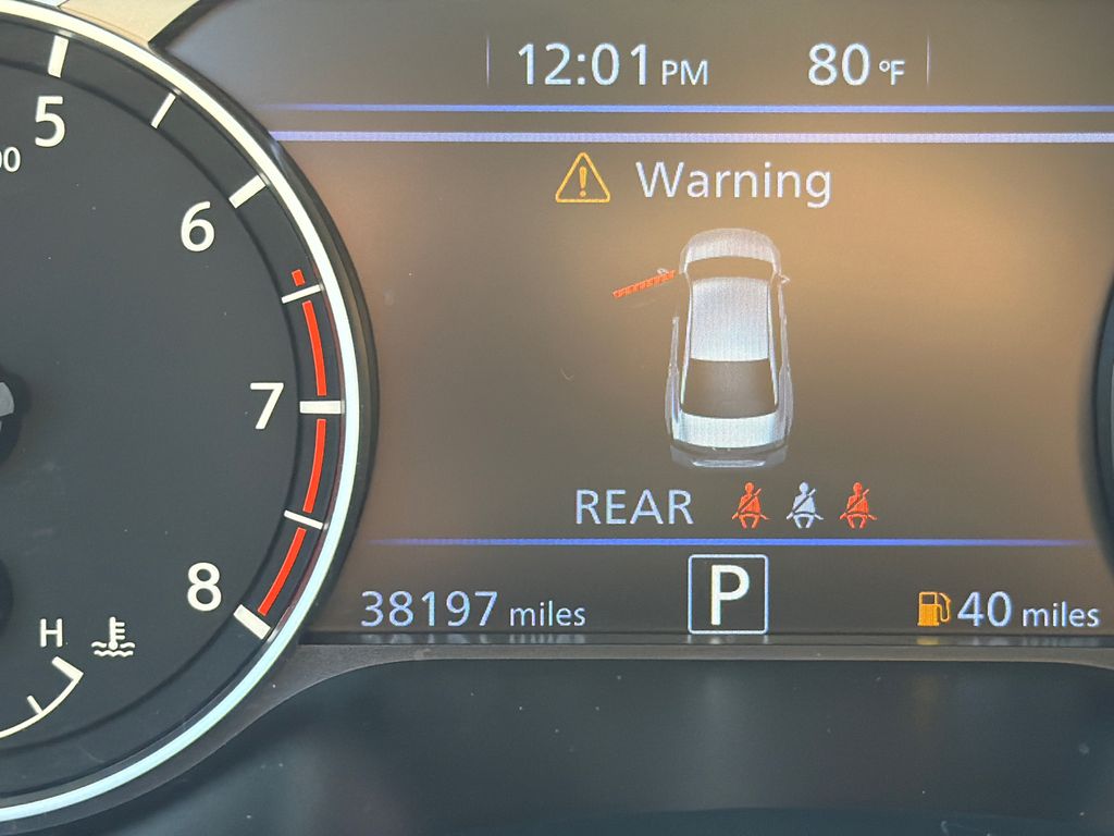 Used 2025 White Nissan 2.5 SV image 27