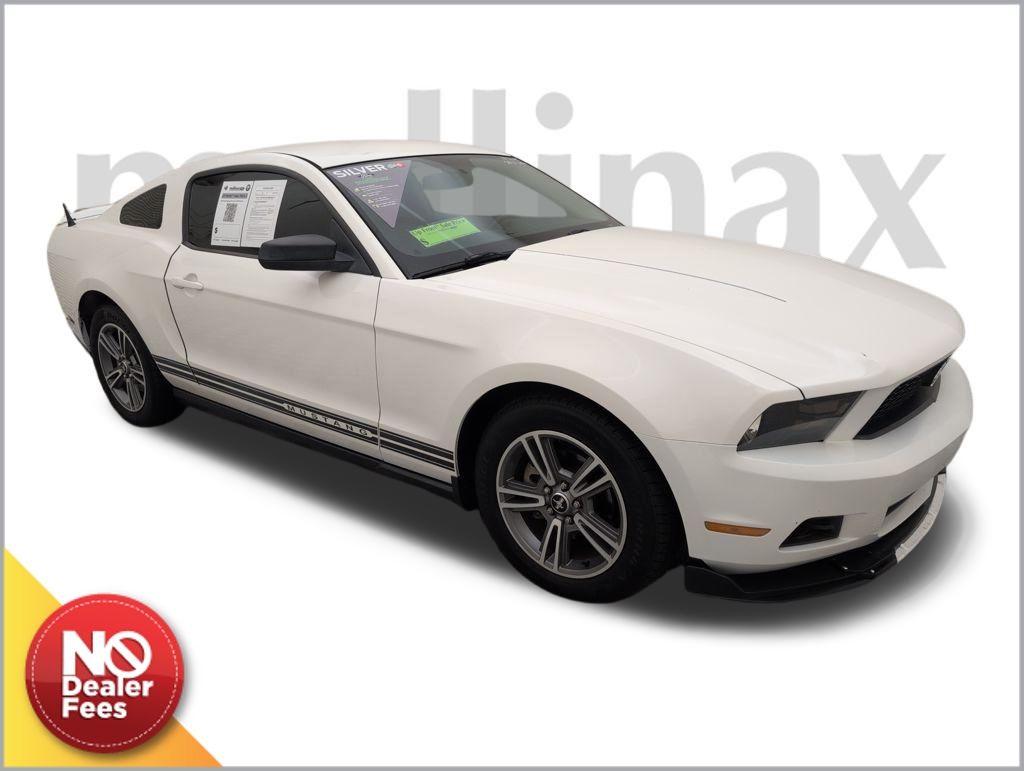 2010 Ford Mustang V6 Premium's photo