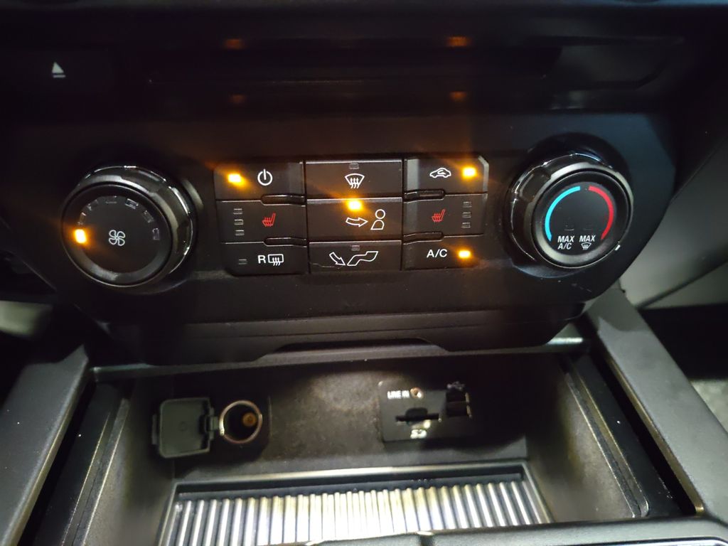 Used Car 2015 Ford F-150  Xlt For Sale Under $25,000 In Austin, Texas