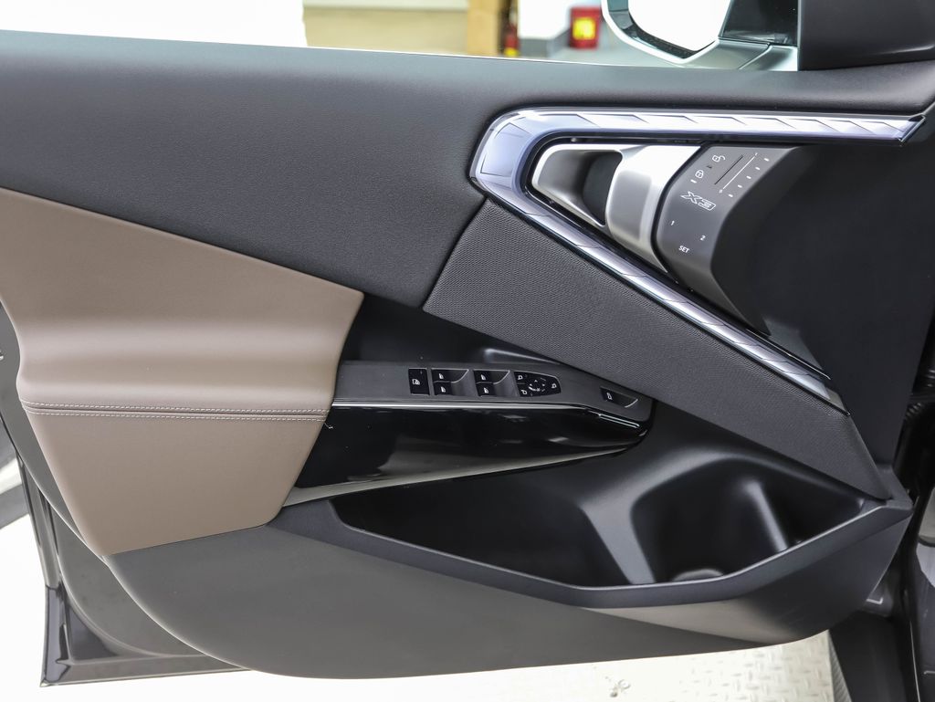 Thumbnail: 2026 BMW X3 - 10