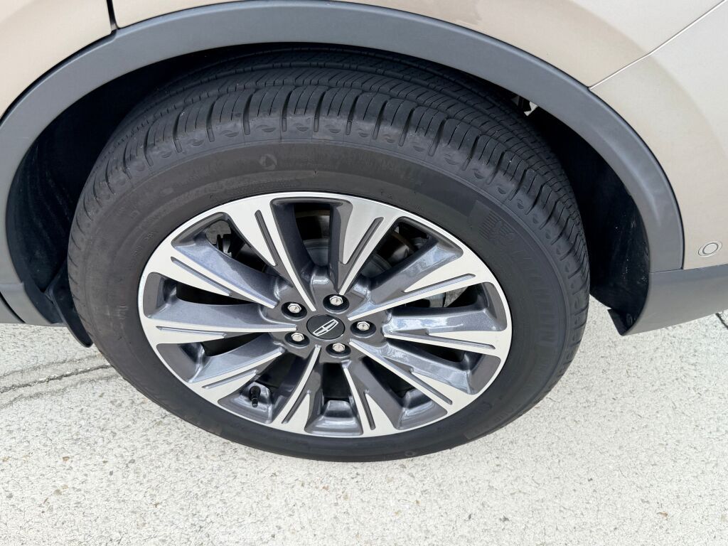 Thumbnail: 2020 Lincoln Corsair - 9