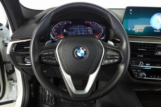 2022 BMW 5 Series 530i 26