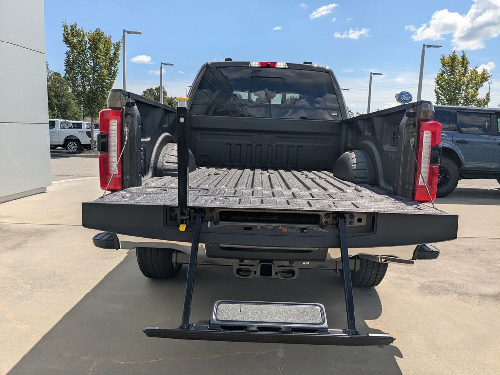2026 Ford Super Duty F-350 SRW King Ranch