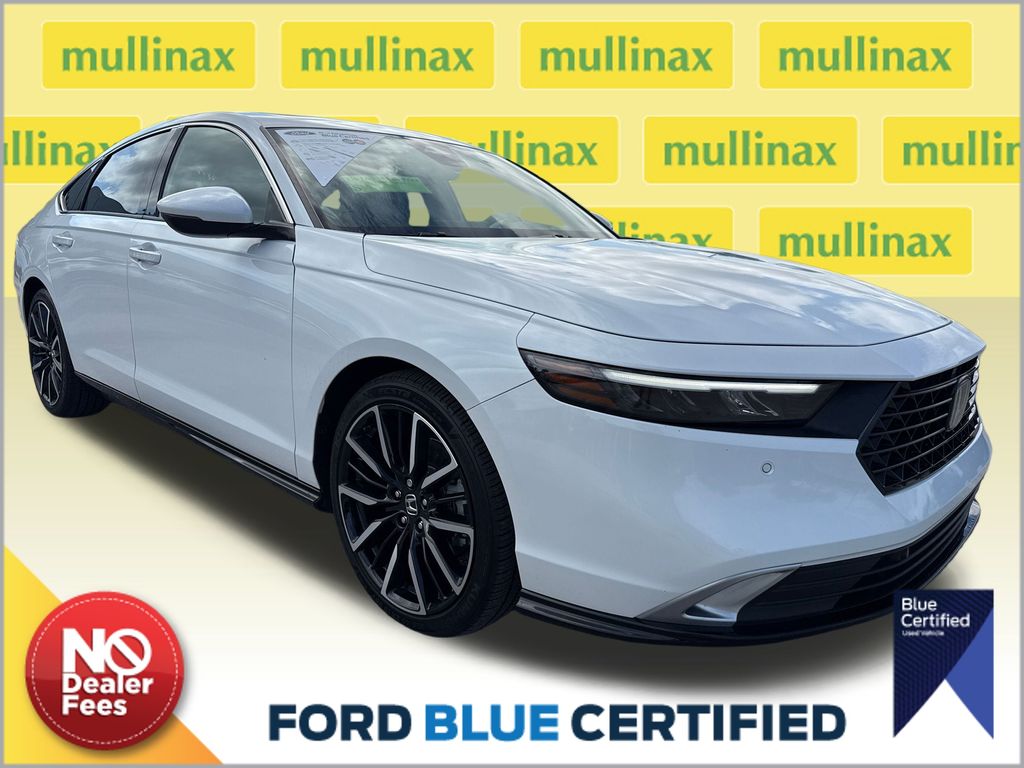 2024 Honda Accord Hybrid Touring's photo