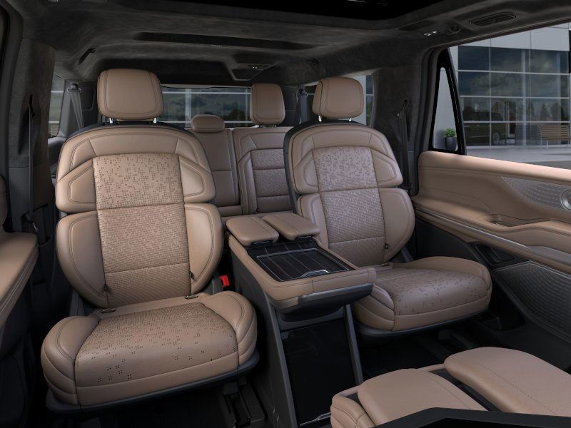 2025 Lincoln Navigator Black Label L