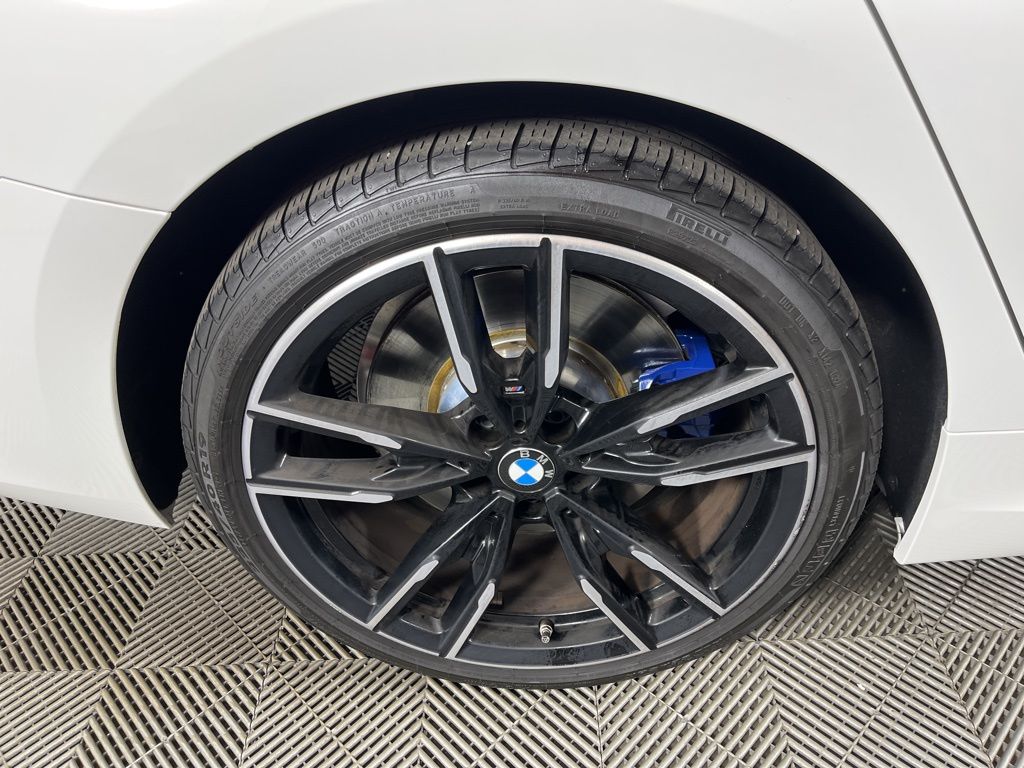 Thumbnail: 2024 BMW 3 Series - 13