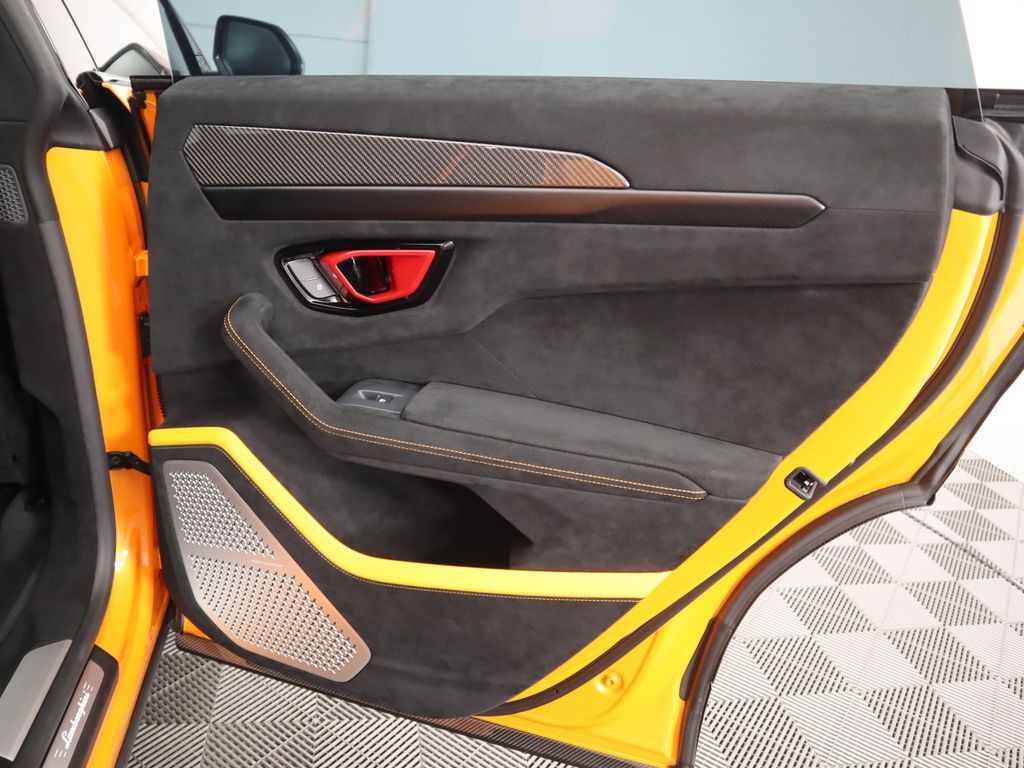 Thumbnail: 2024 Lamborghini Urus - 28