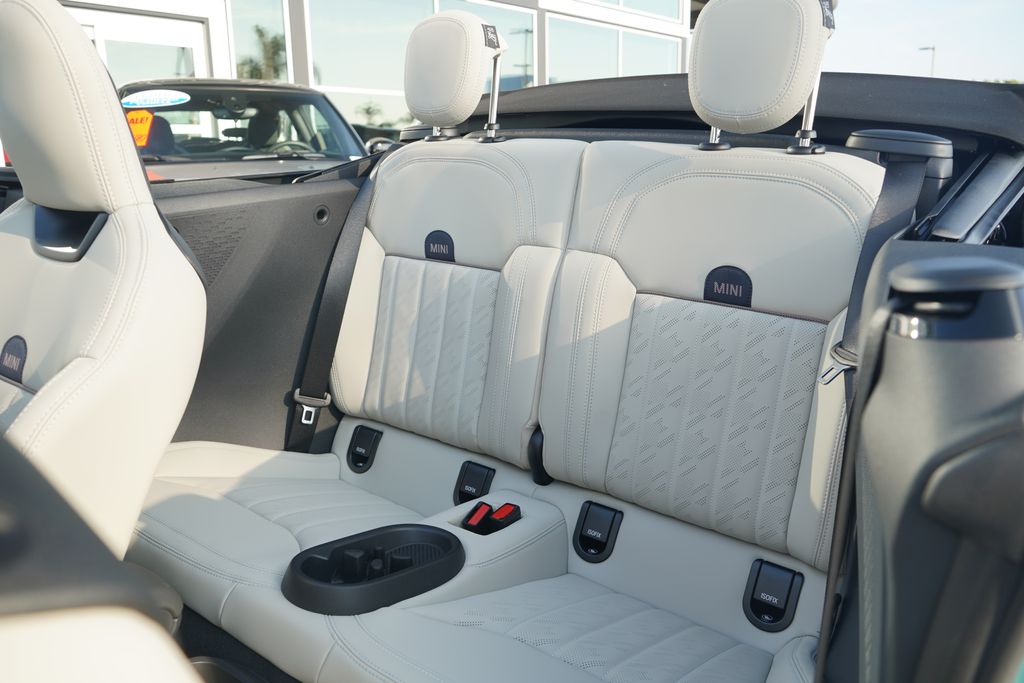 Thumbnail: 2026 MINI Cooper - 9