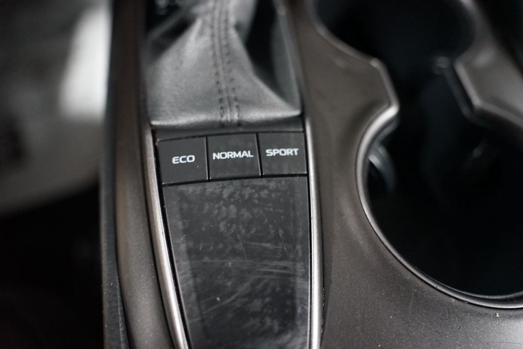 Thumbnail: 2024 Toyota Camry - 21