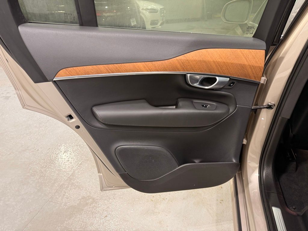 Thumbnail: 2024 Volvo XC90 - 19