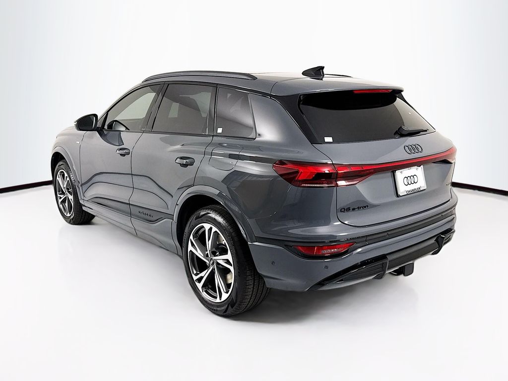 Thumbnail: 2027 Audi Q6 e-tron - 7