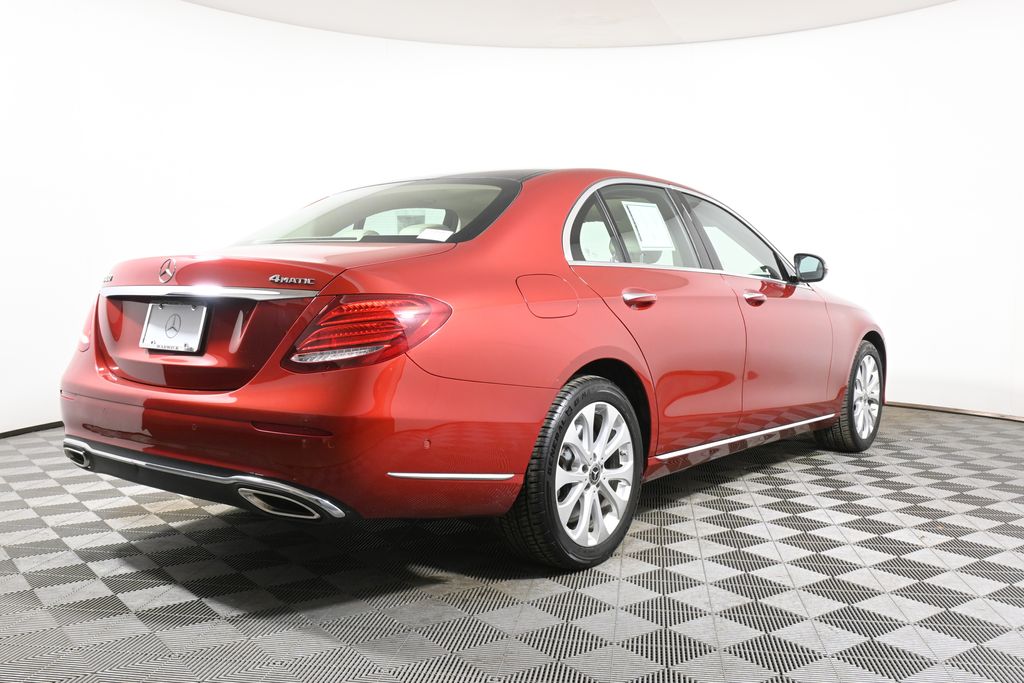 Thumbnail: 2018 Mercedes-Benz E-Class - 7