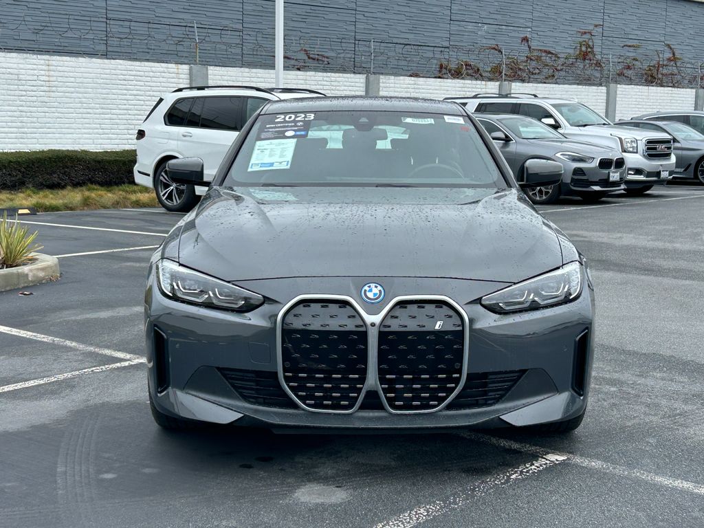 Thumbnail: 2023 BMW i4 - 8