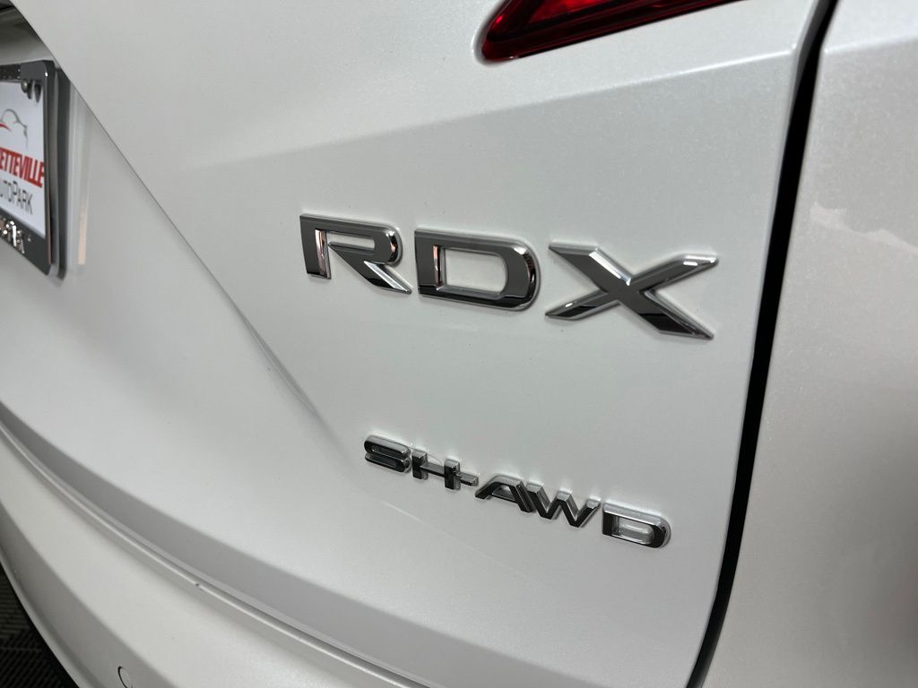 Thumbnail: 2024 Acura RDX - 4