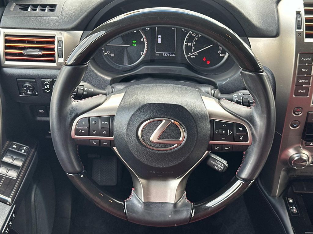 Thumbnail: 2021 Lexus GX - 21