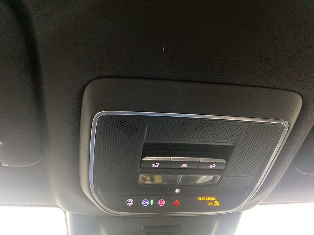 2025 Chevrolet Equinox EV RS photo