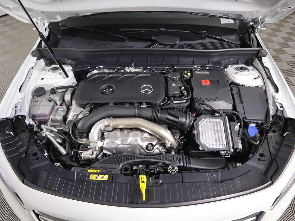 Thumbnail: 2026 Mercedes-Benz GLB - 30