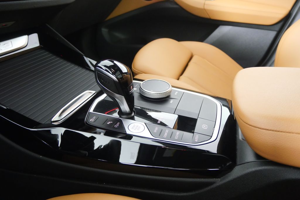 Thumbnail: 2024 BMW X3 - 27