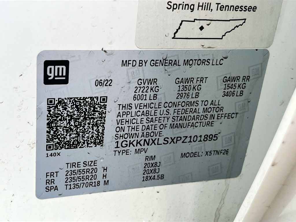Used 2023 White GMC Denali image 36