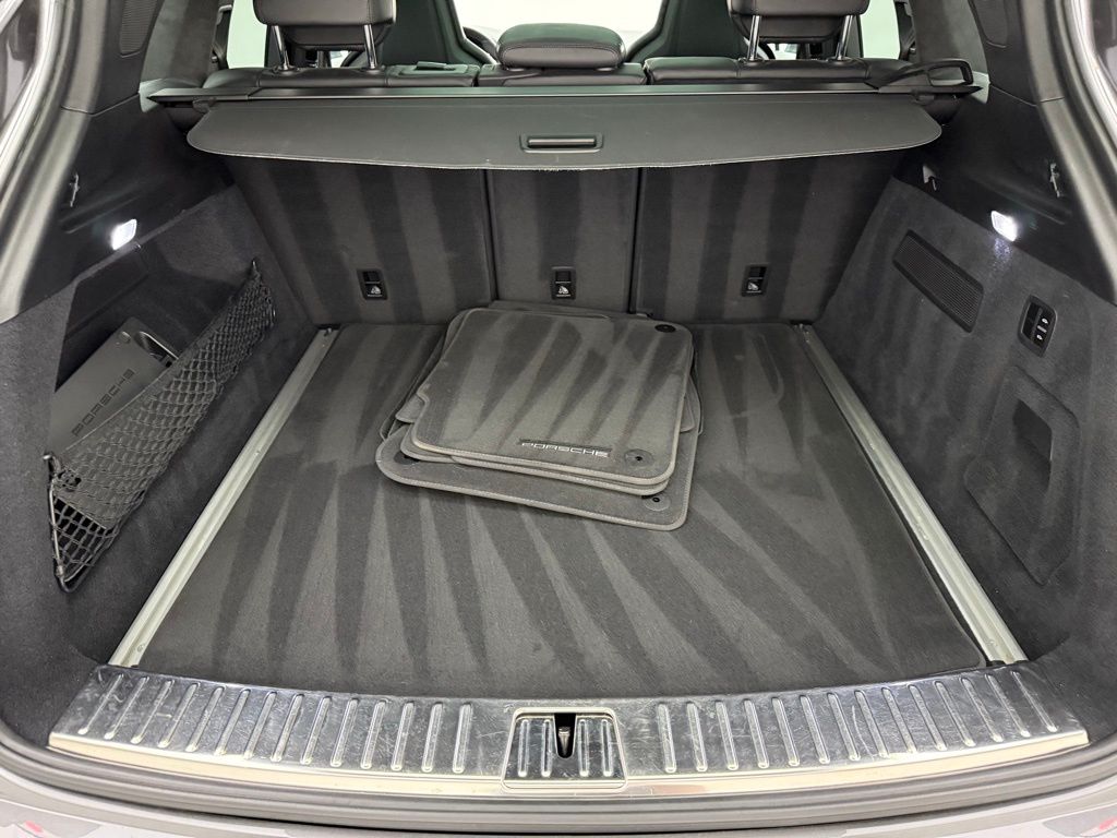 2021 Porsche Cayenne Turbo 25