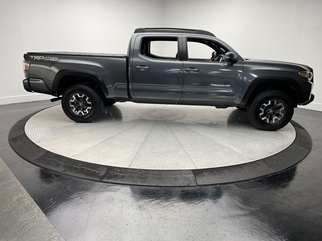 Thumbnail: 2022 Toyota Tacoma - 4