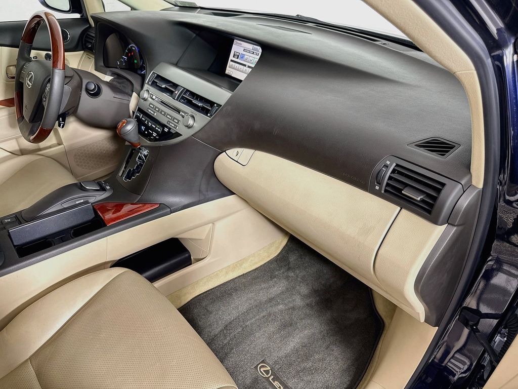 Thumbnail: 2010 Lexus RX - 31