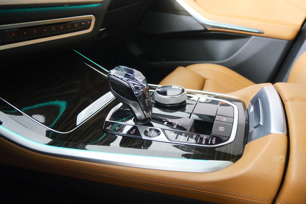 Thumbnail: 2020 BMW X5 - 25