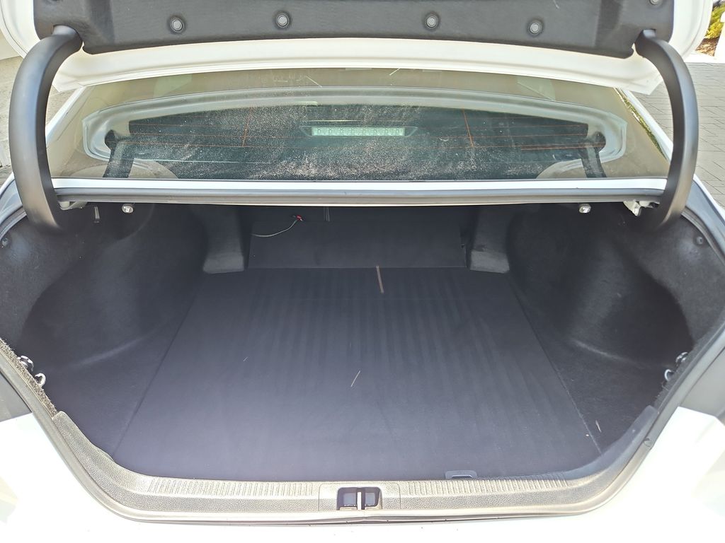 2018 Toyota Camry 32