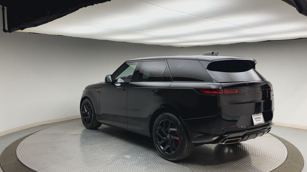Thumbnail: 2023 Land Rover Range Rover Sport - 4