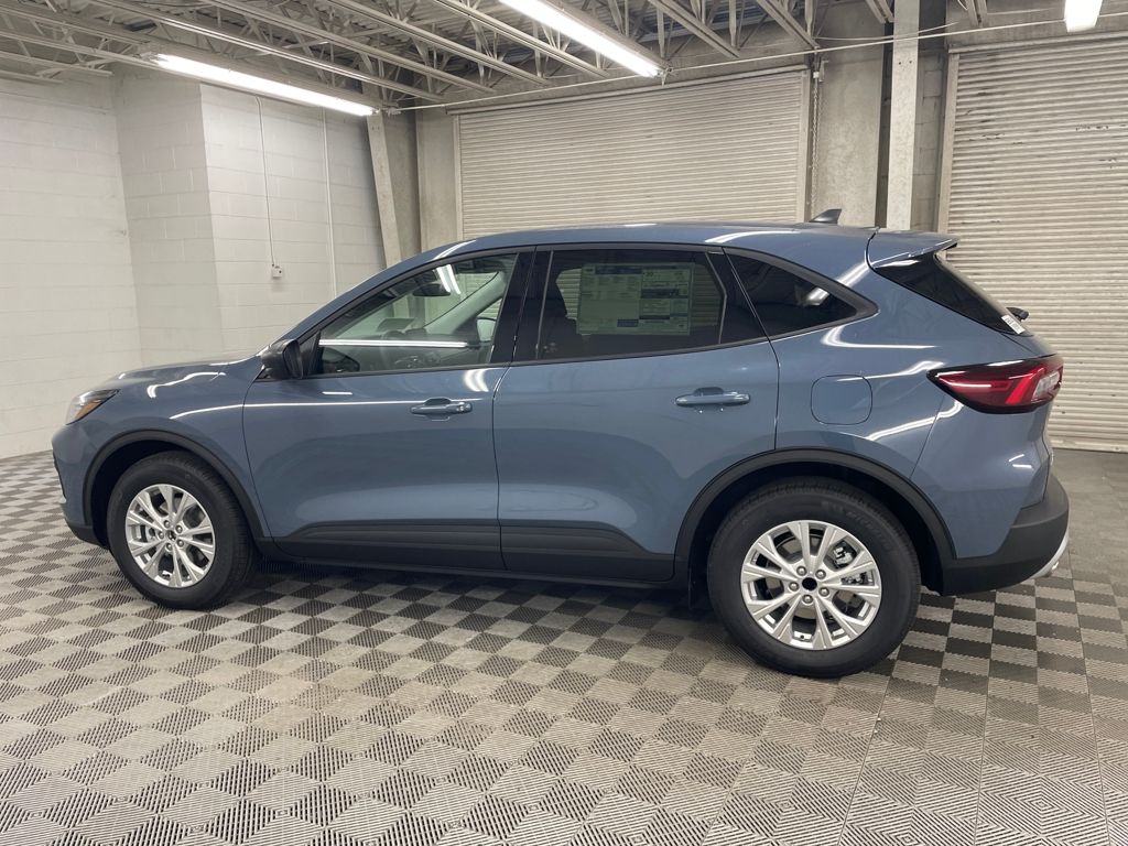 2025 Ford Escape Active photo 8