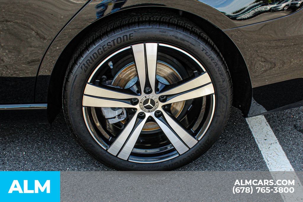 Used 2025 Black Mercedes-Benz C 300 image 15