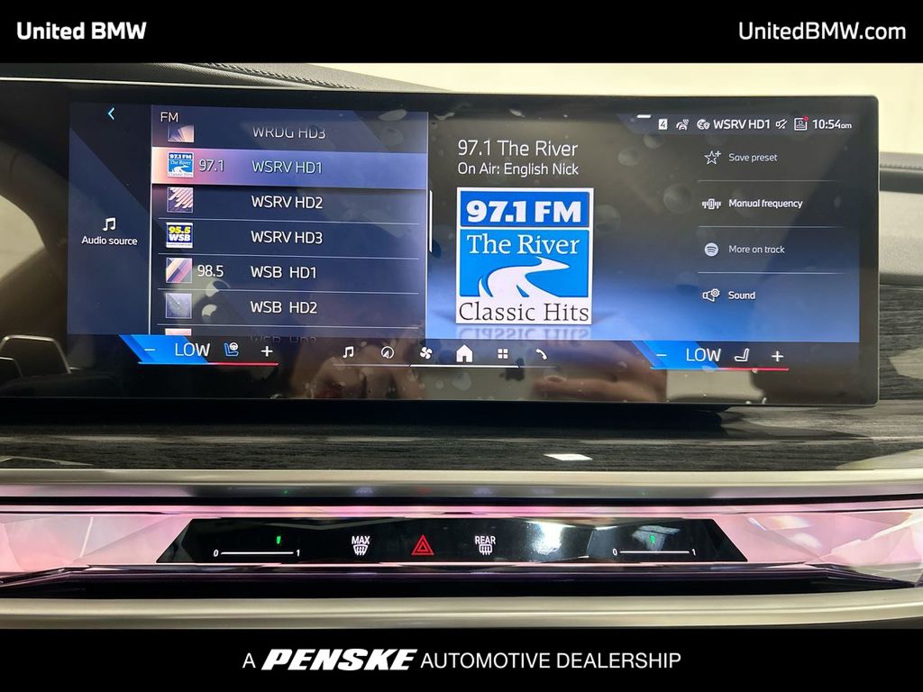 Thumbnail: 2025 BMW 7 Series - 16