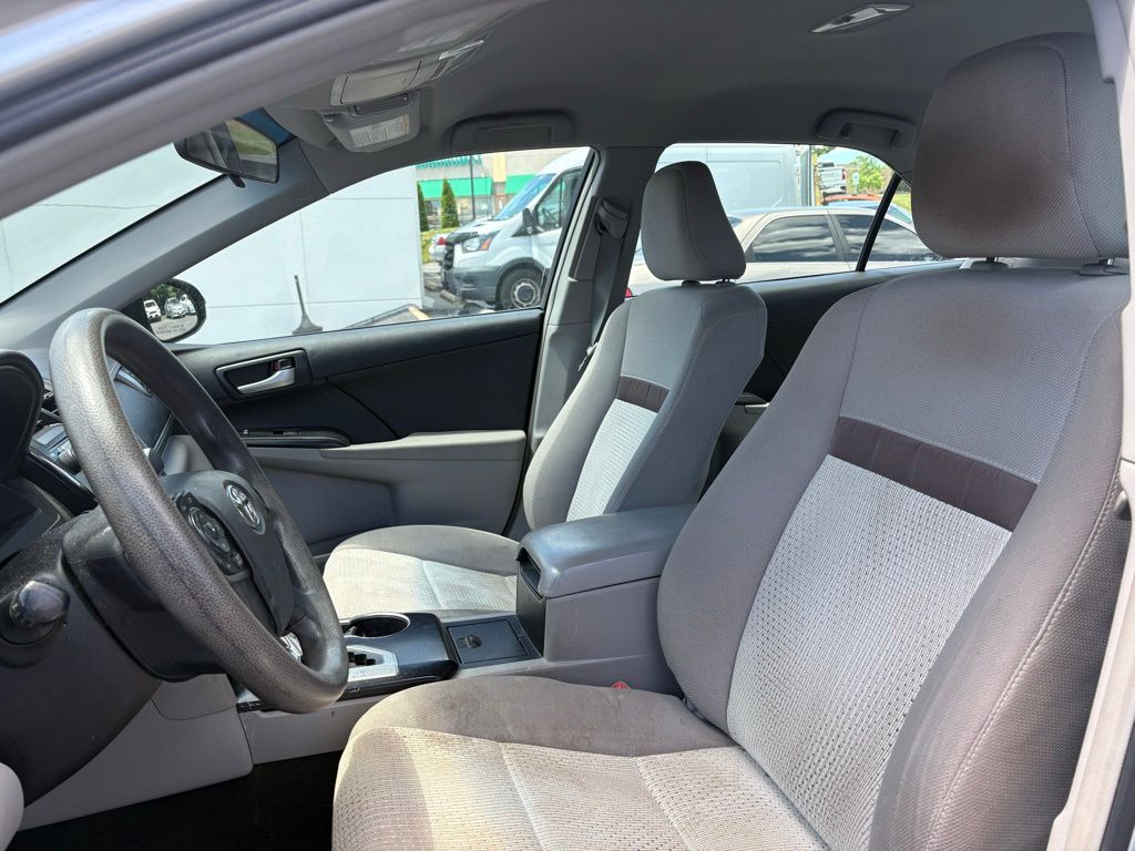 2013 Toyota Camry LE