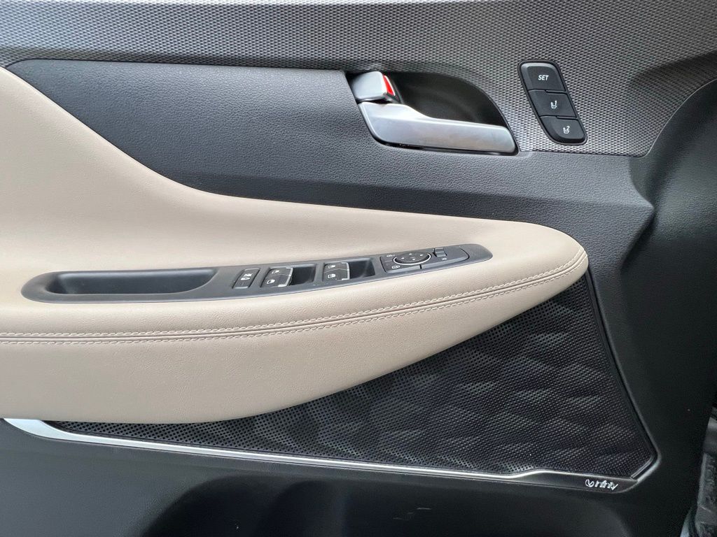Thumbnail: 2020 Hyundai Santa Fe - 20