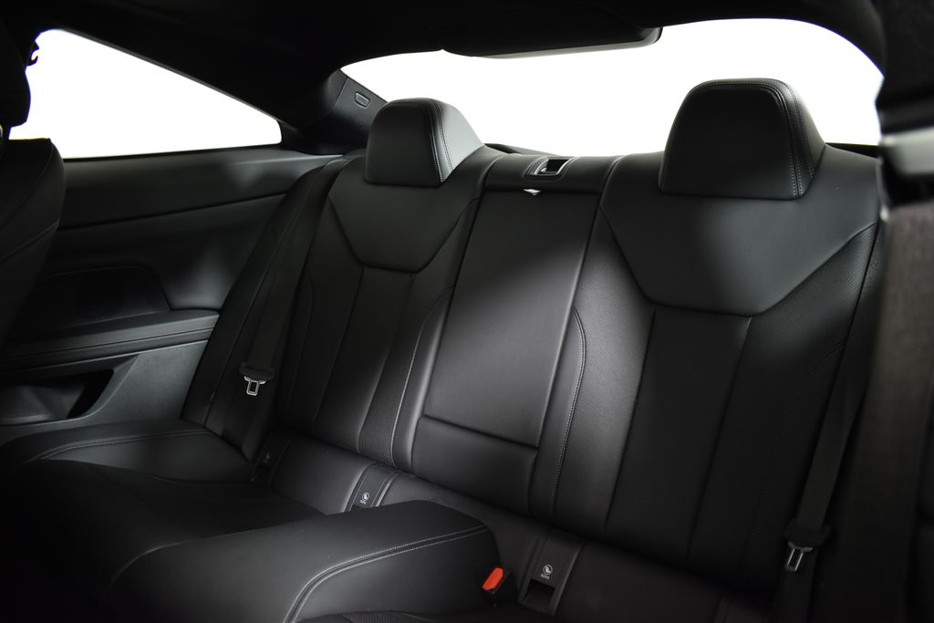 Thumbnail: 2024 BMW 4 Series - 4