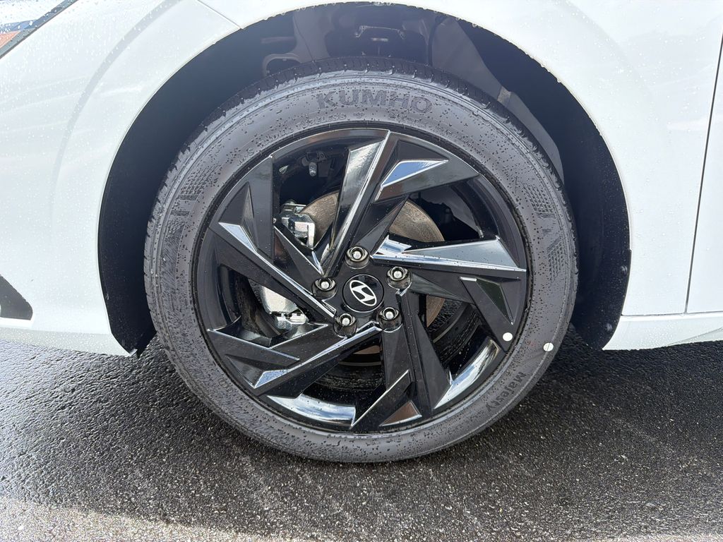 New 2026 White Hyundai SEL Sport image 12
