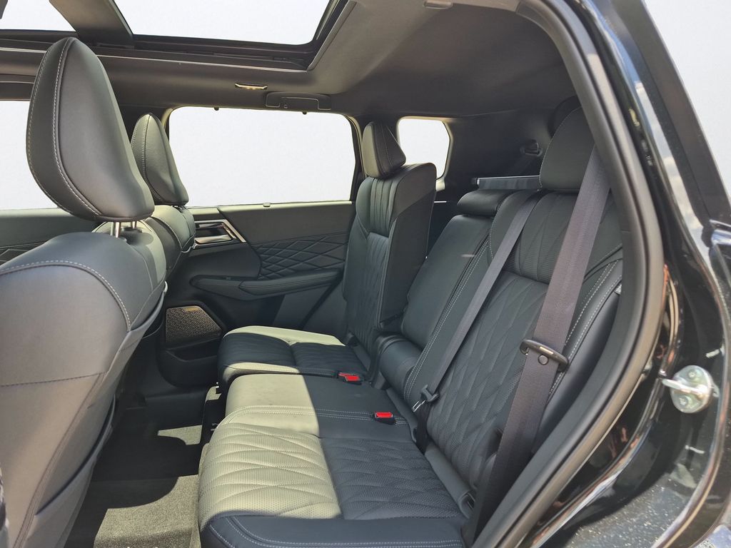 2026 Mitsubishi Outlander Black Edition Black at North Houston Mitsubishi