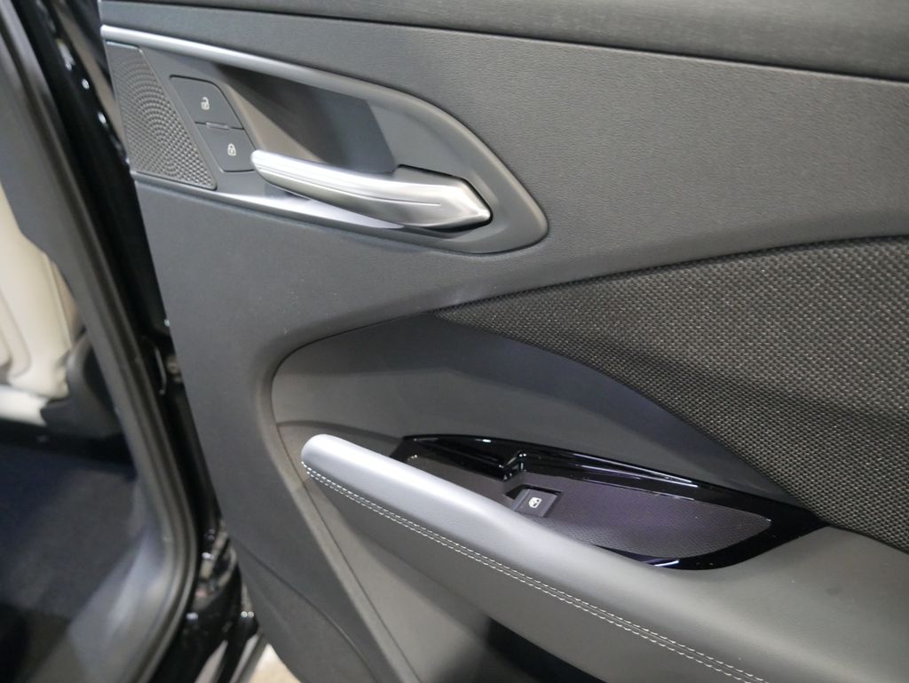 Thumbnail: 2026 Audi Q3 - 31