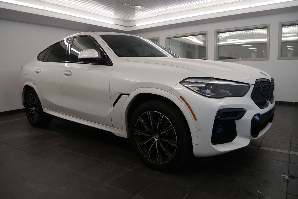 2022 BMW X6 xDrive40i 8