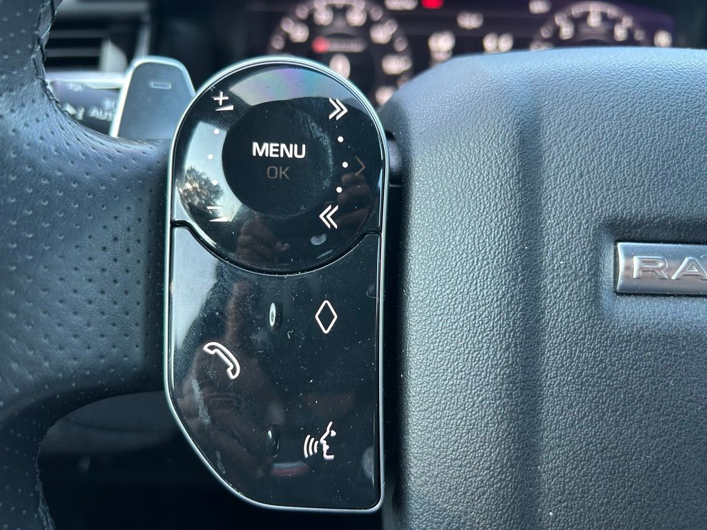 Thumbnail: 2020 Land Rover Range Rover Velar - 26